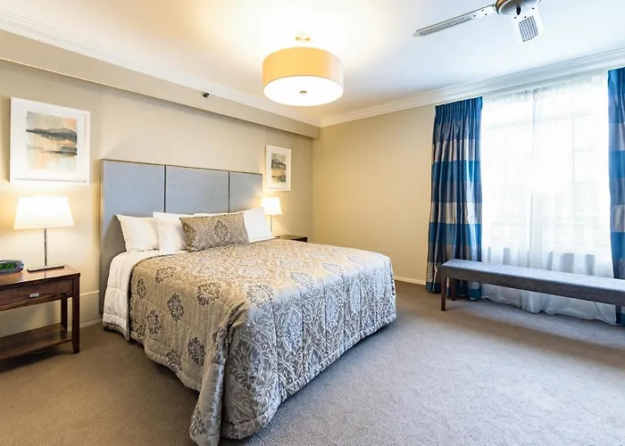 Distinction Hotel 4*